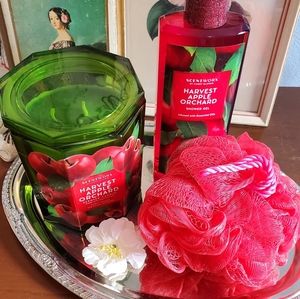 Bath Bundle Lux Soap and Candle Set - Apple